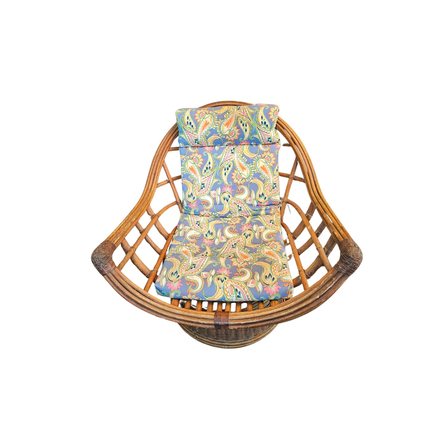 Vintage and very regal, absolutely adored by her former owners, has the patina on the leather intertwined strips that finish the armrests.