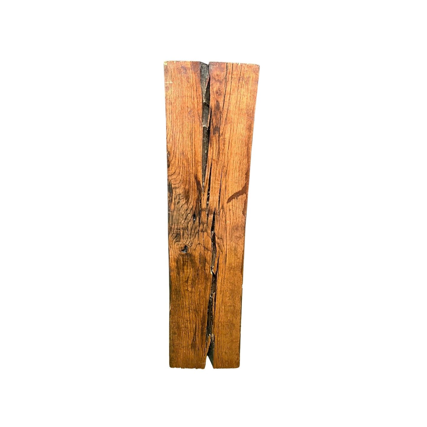 Get that rustic look with the added bonus of natural wood accents with this oak pedestal.