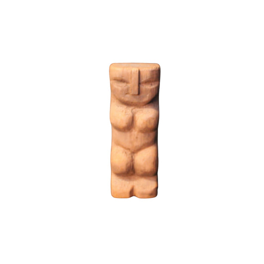 Get ready to add some island vibes to your home with this vintage Hawaiian tiki statue carved from a solid block of wood, raw and unfinished. Perfect for any bar, man cave, she shed, outdoor hangout, or just to add some quirky decor