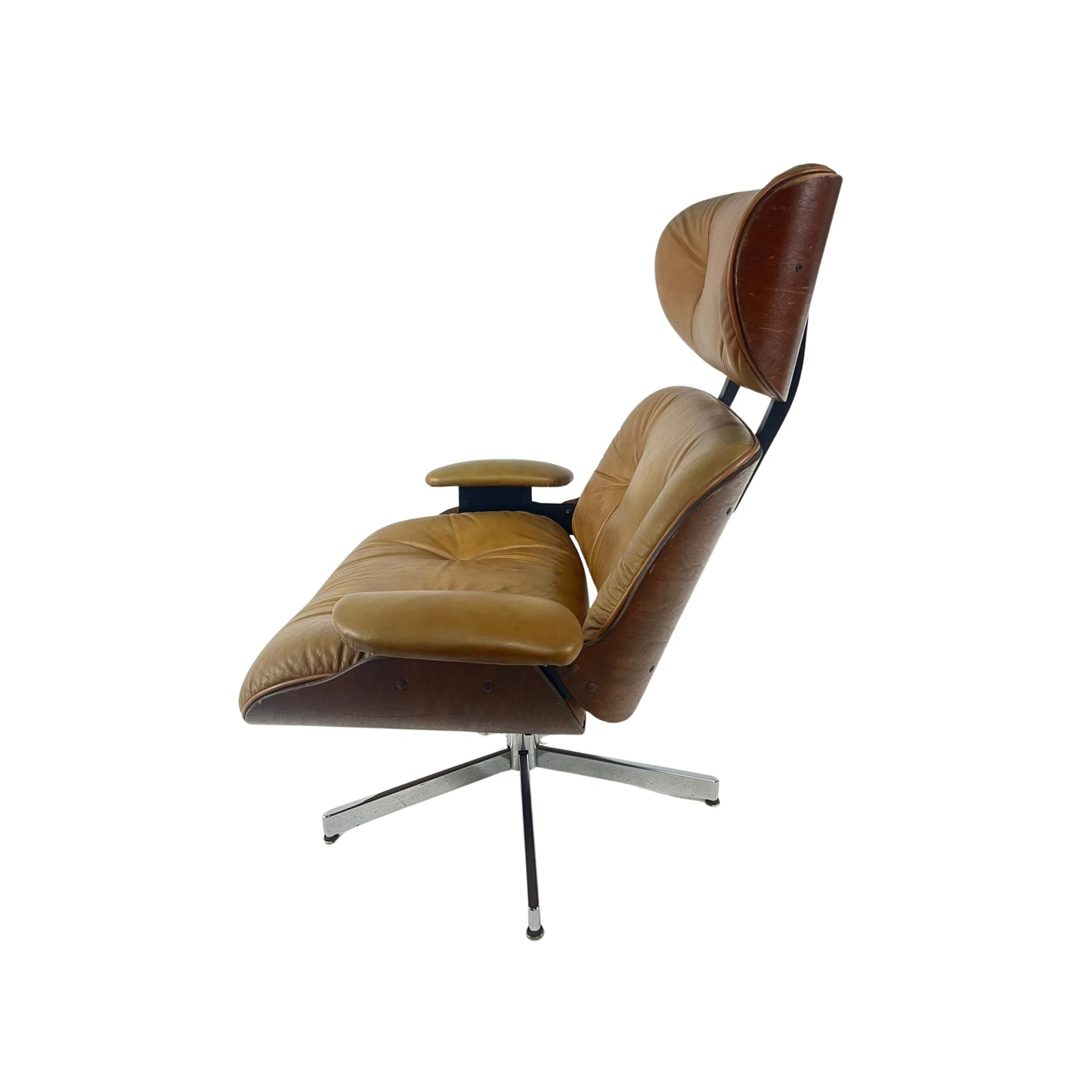 Eames_Style_Lounge_Chair_tan